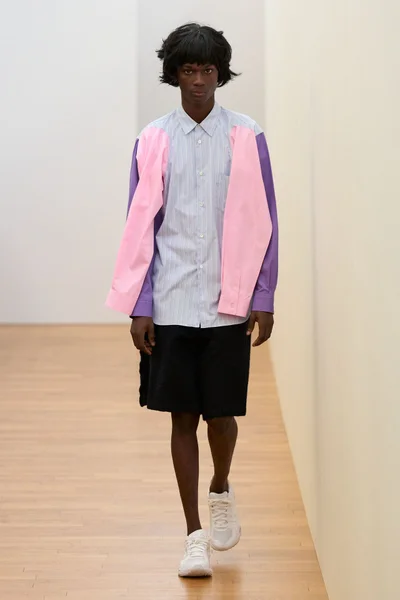 Look 24